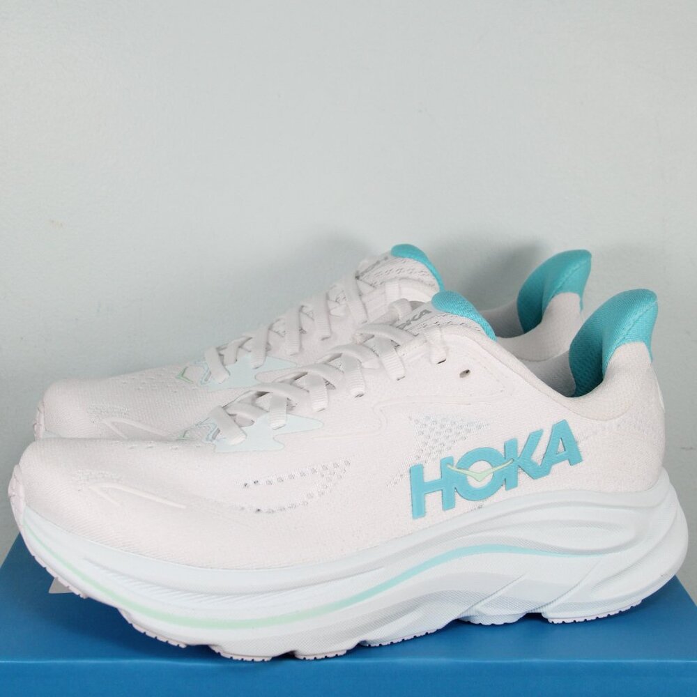 Hoka One One Clifton 10 Wide Running Shoes Womens 7 D 8 D White Blue - Picture 2 of 6